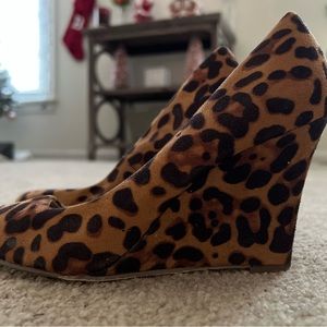 JUST FAB CHEETAH HEELS